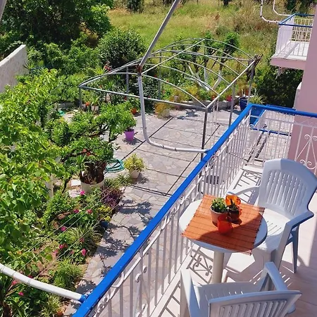 Emilios Eleni Apart-hotel