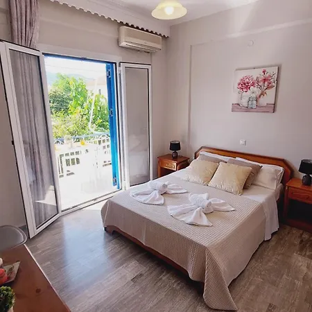 Emilios Eleni Nydri (Lefkada)