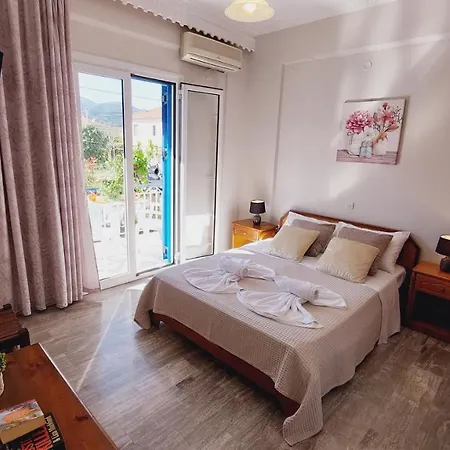 Emilios Eleni 3* نيدري