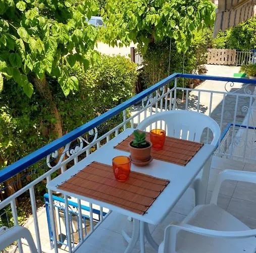 Emilios Eleni Hotel apartamentowy 3*