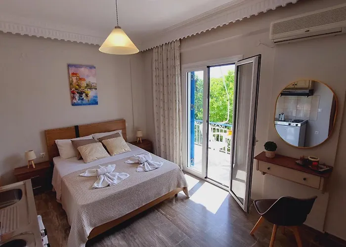 Emilios Eleni Nydri (Lefkada)